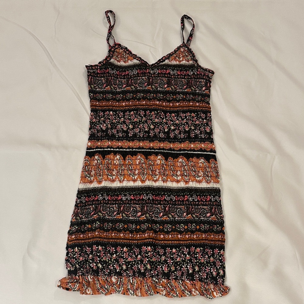 Feathers Boho Fitted Black and Brown Floral Feminine Mini Dress Medium